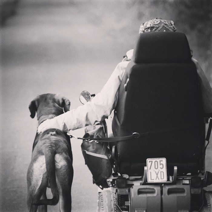 the-wow_katis-kopf-frei-touren-mit-digger_ein-team