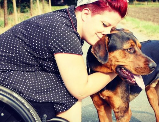 THE WOW Kati Jördels Kopf-Frei-Touren mit ihren Hund Digger